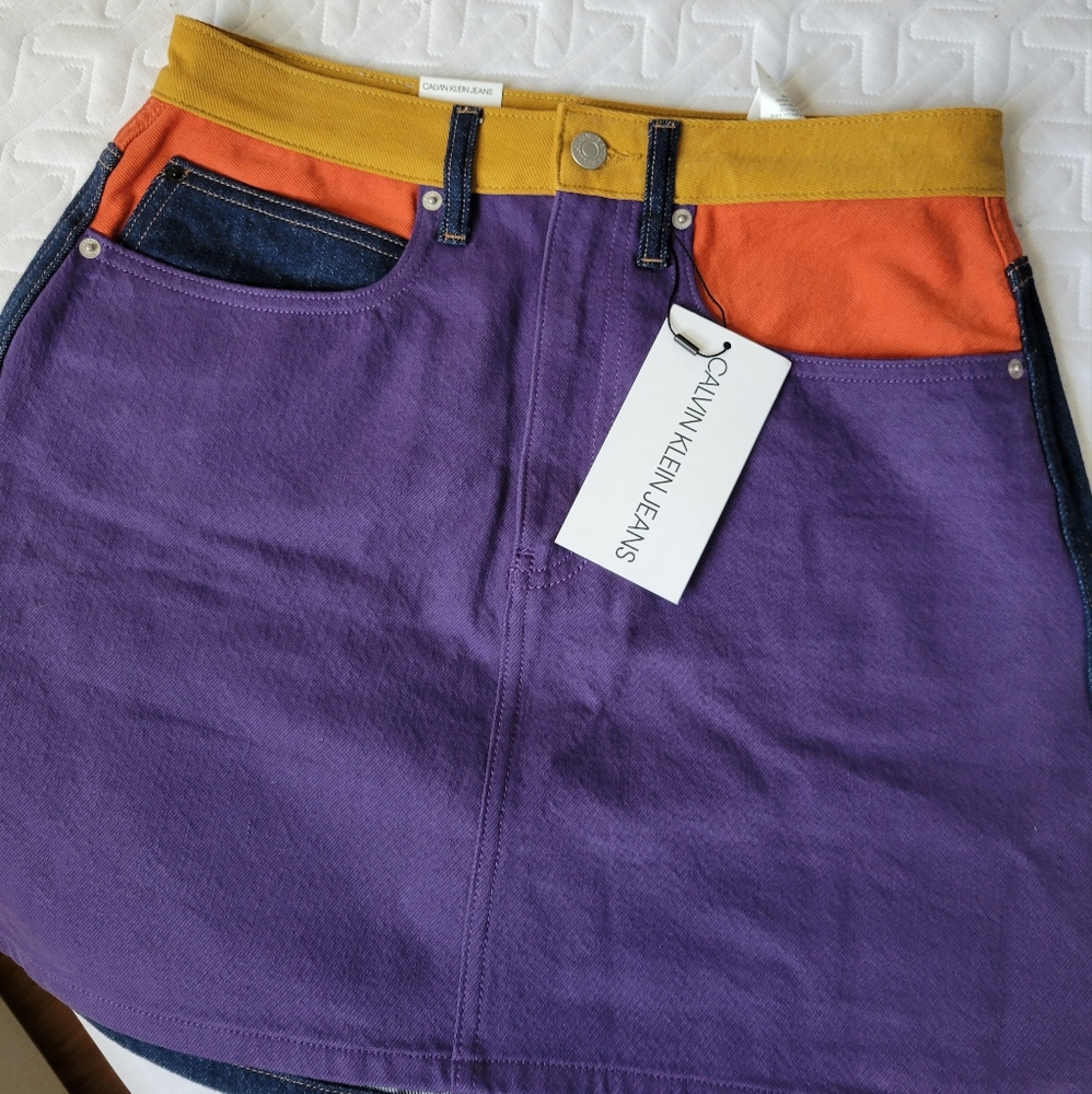 American Classics by Calvin Klein High waisted skirt W31